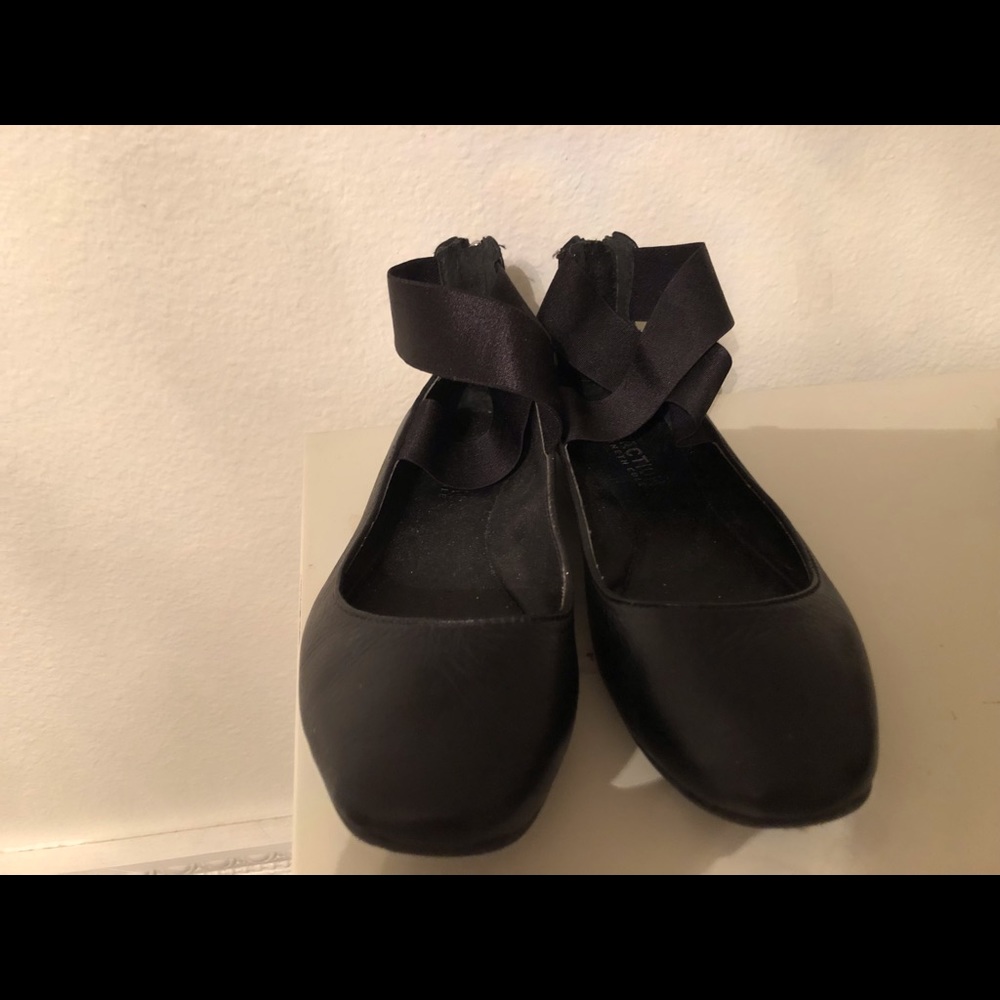 KENNETH COLE BALLET FLATS